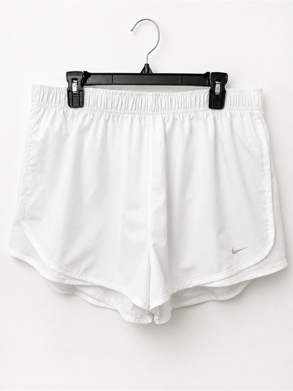Nike Dri-FIT White Running Shorts Women’s XXL Athletic Gym Workout
